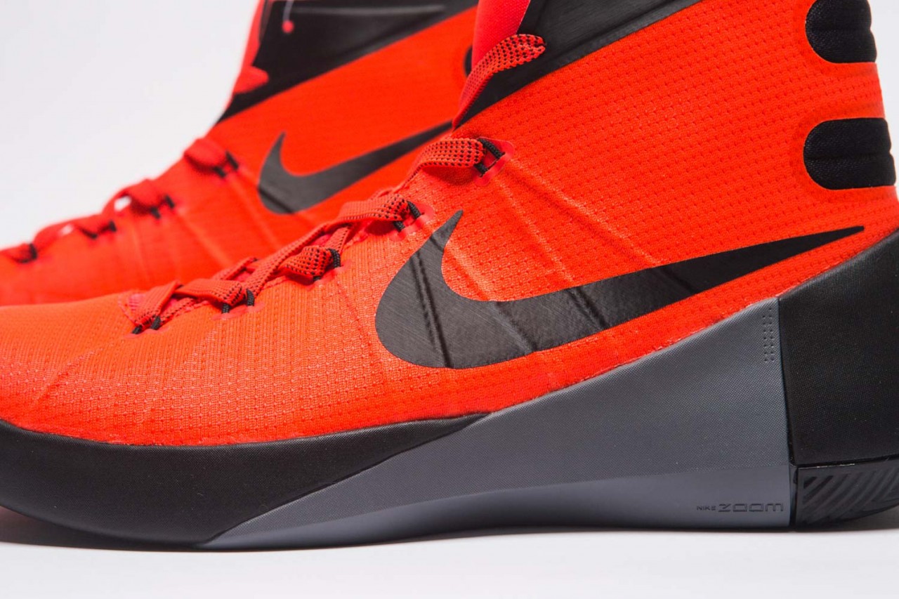 nike hyperdunk 2015