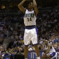 Ray Allen / Air Jordan 16 (2001年)