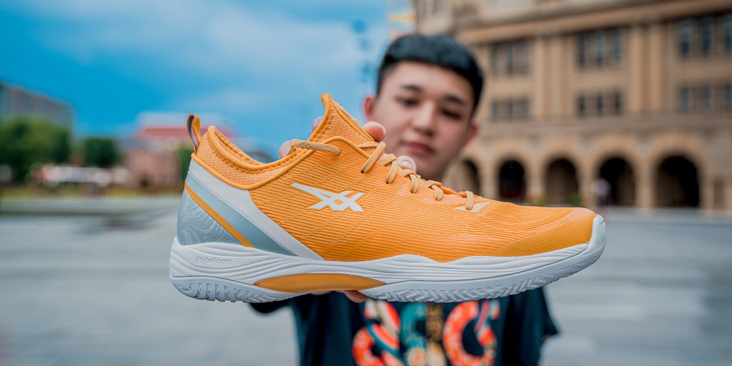 限定カラー】asics GLIDE NOVA FF 2 yellow 27cm-