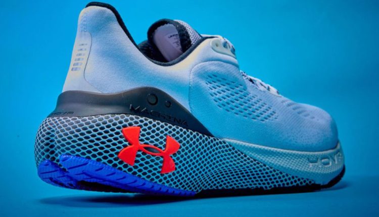 under-armour-hovr-machina-3-sonic-6-feature-modified-1