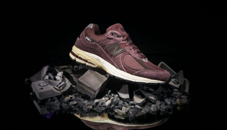 new-balance-2002r-kenlu-3r