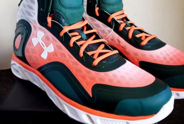 under-armour-spine-bionic-the-rock-miami-hurricanes-pe