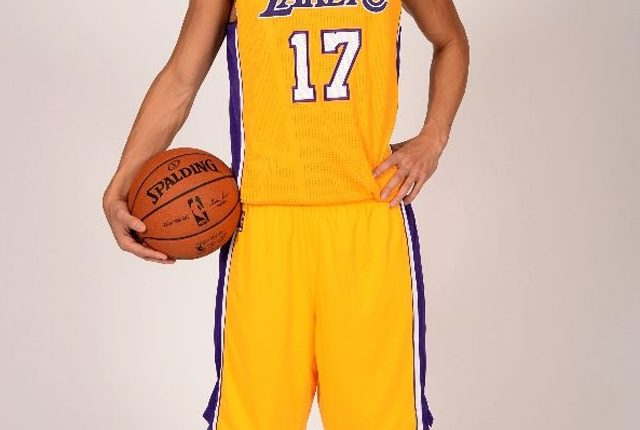 jeremy-lin-los-angeles-lakers-17