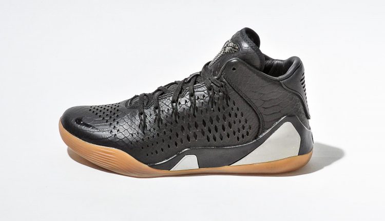 nike-kobe-9-mid-ext-qs-lifestyle-2