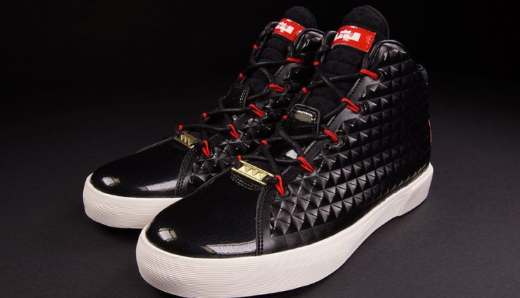 nike-lebron-12-nsw-lifestyle-release-date-03