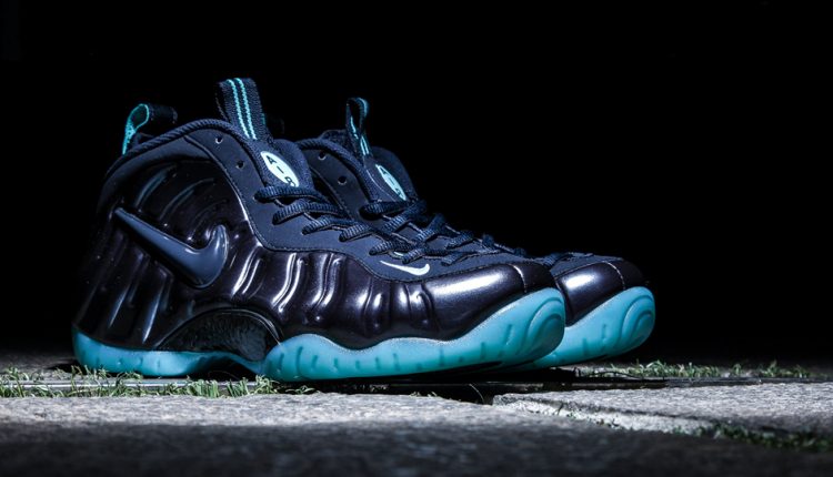 Navy-and-Aqua-Cover-This-2015-Foamposite-Pro-2