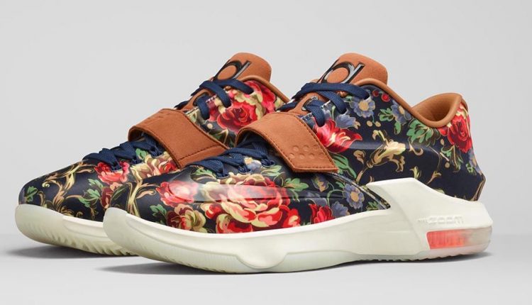 Nike-7-EXT-Floral