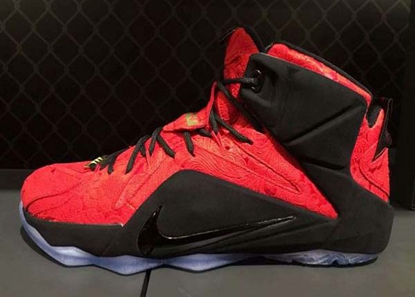 nike-lebron-12-ext-black-red