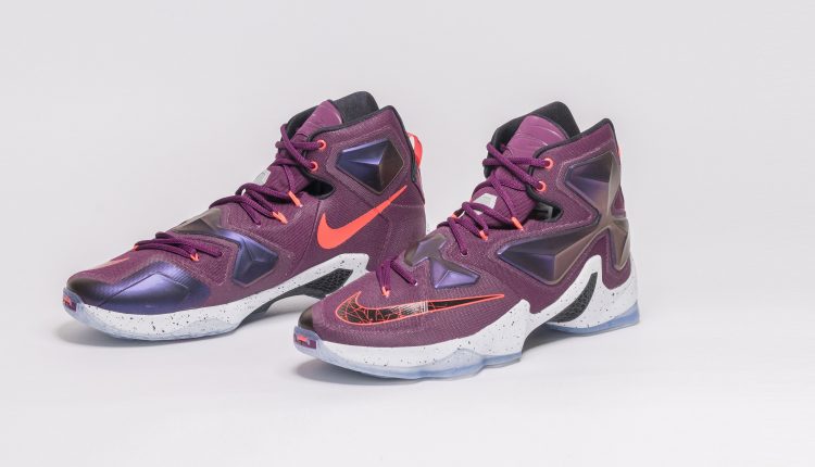 nike-lebron 13 written in the stars-feature image