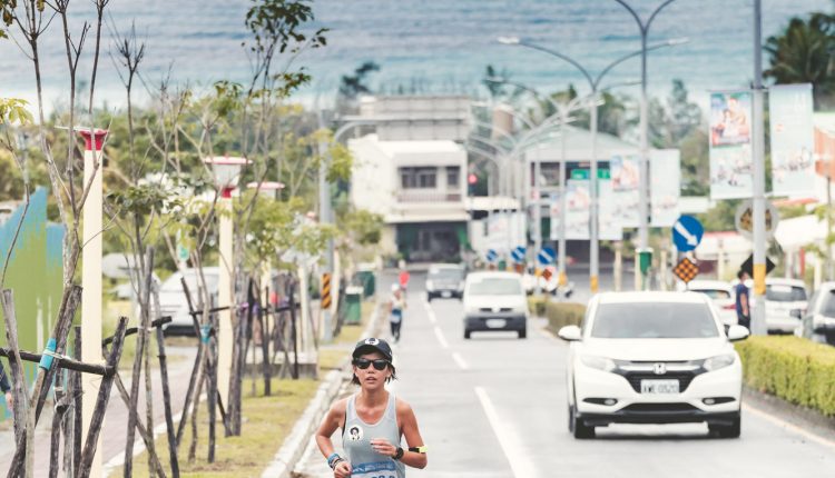 hood-to-coast-selfie-runner-1708