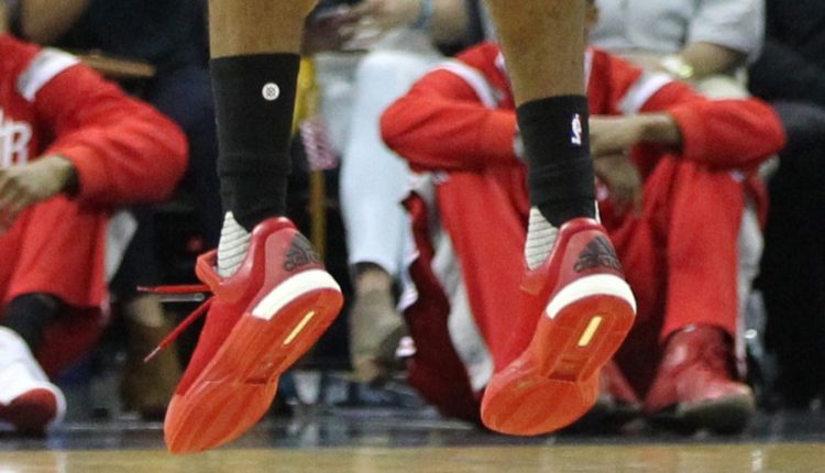 james-harden-adidas-crazylight-2015-boost-red02