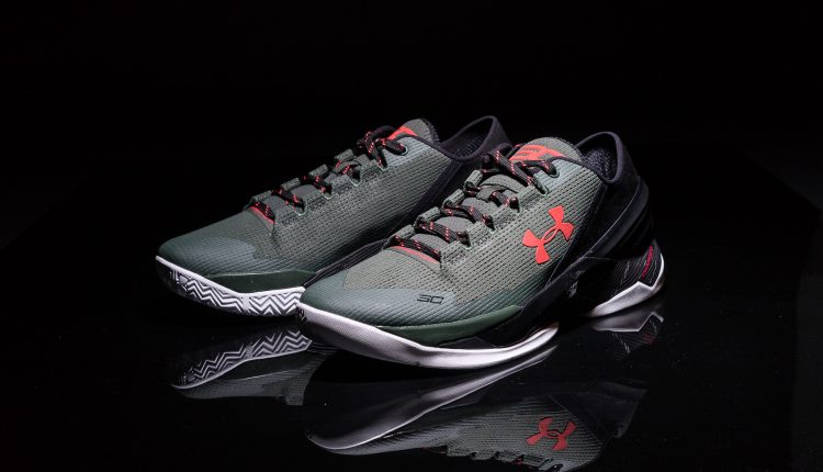 under armour-curry 2 low-hook-1