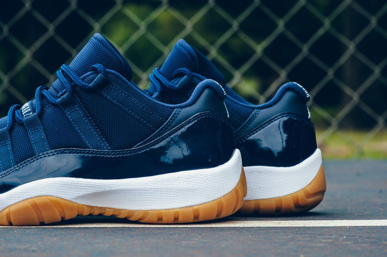 jordan 11 low navy gum