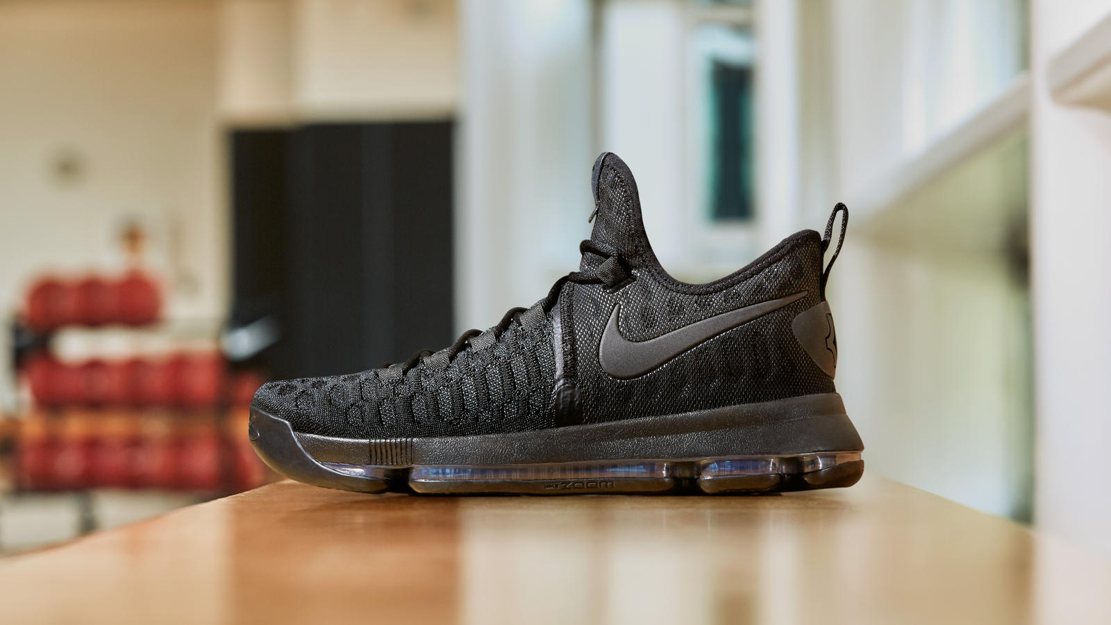 Kd 9 clearance black space