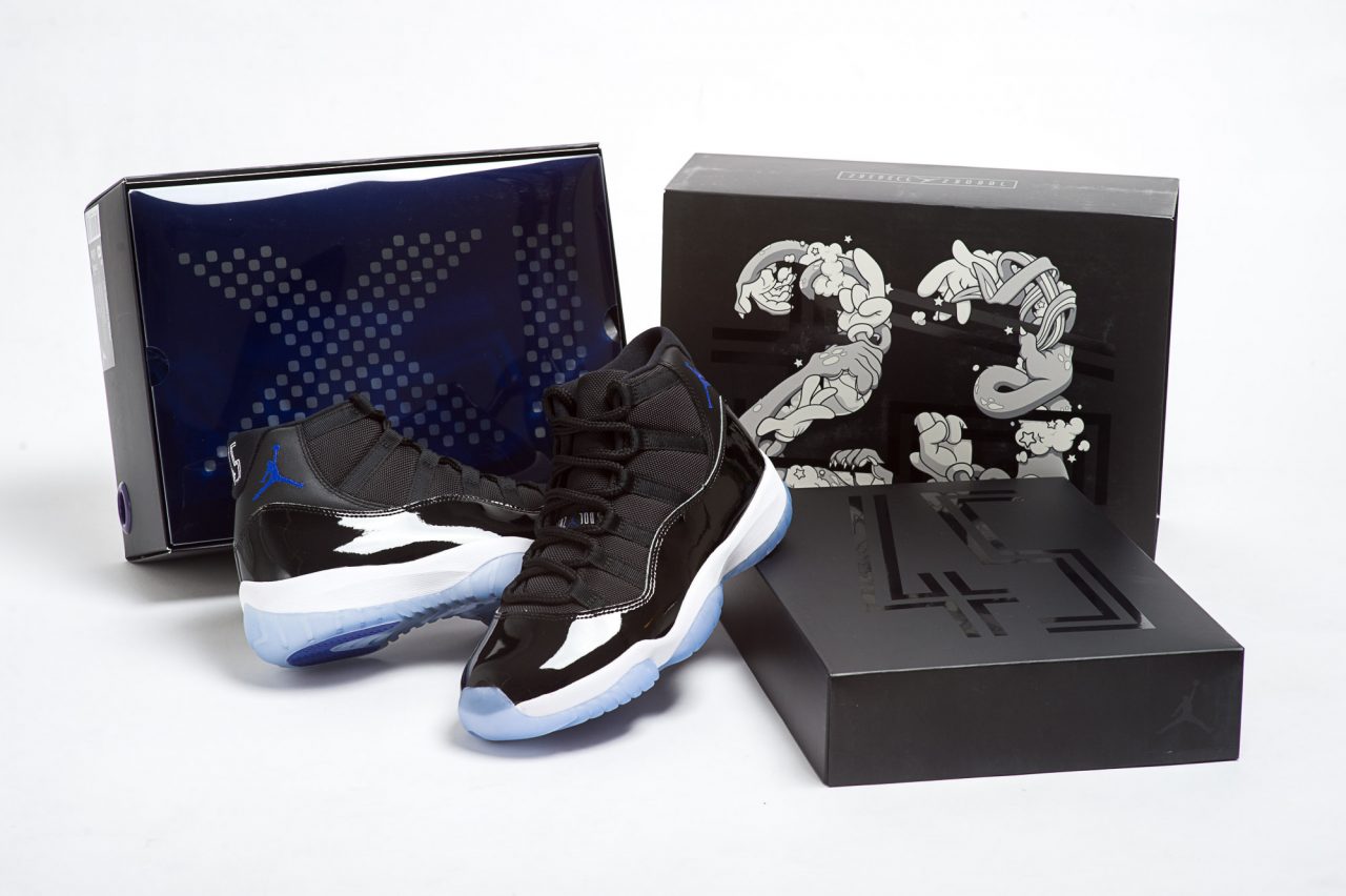 橫跨二十年的籃球回憶 / Air Jordan XI Retro ‘Space Jam’ – KENLU.net