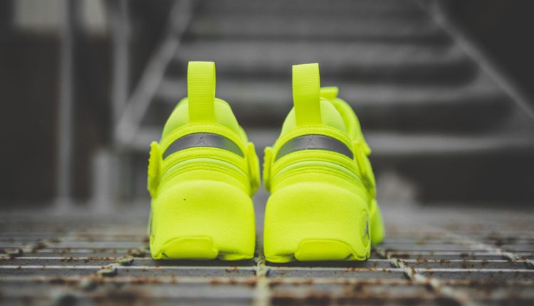 Nike-Jordan-Trunner VOLT (4)