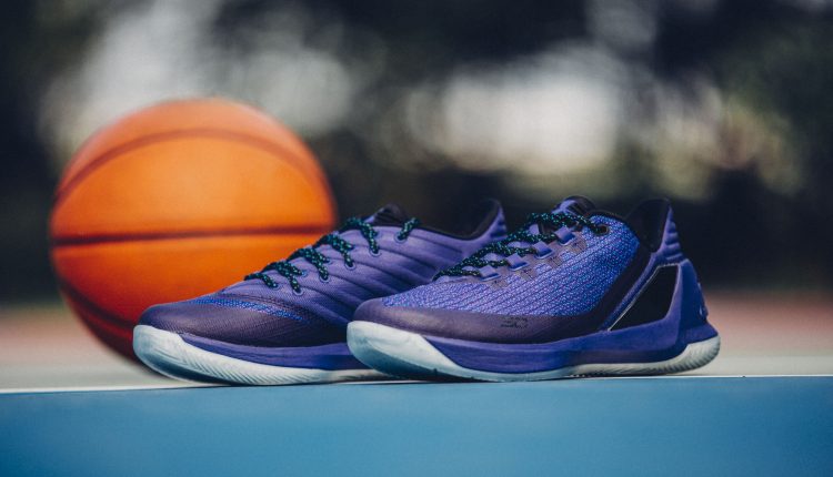 Under Armour Curry 3 Low Dark Horse (2)