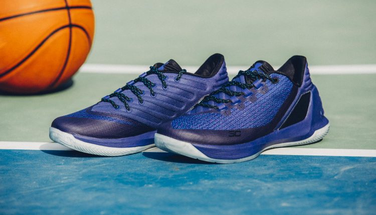 Under Armour Curry 3 Low Dark Horse (4)