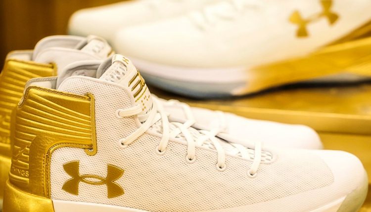 Curry 3Zer0 ChargedController gold pack (5)