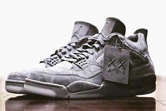 KAWS Air Jordan 4 Retro