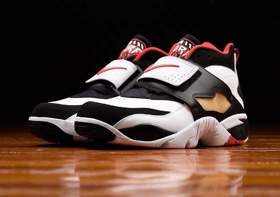 nike air diamond turf red