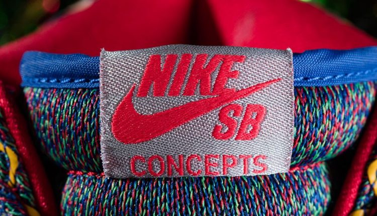 nike-sb-dunk-high-concepts-christmas-ugly-sweater-2017-5-2