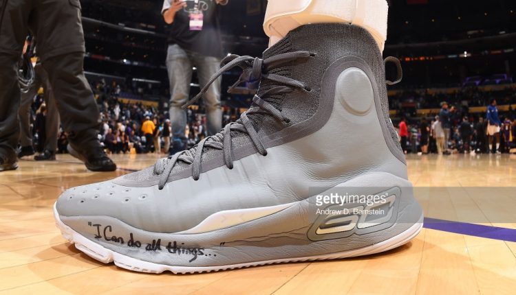 Under Armour CURRY 4 More Buckets (8)