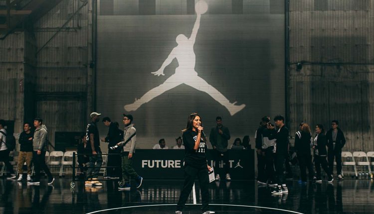 jordan-brand-flight-to-future-event-invitation-9604