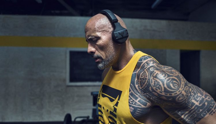 DWAYNE JOHNSON UNDER ARMOUR CHASE GREATNESS COLLECTION (8)