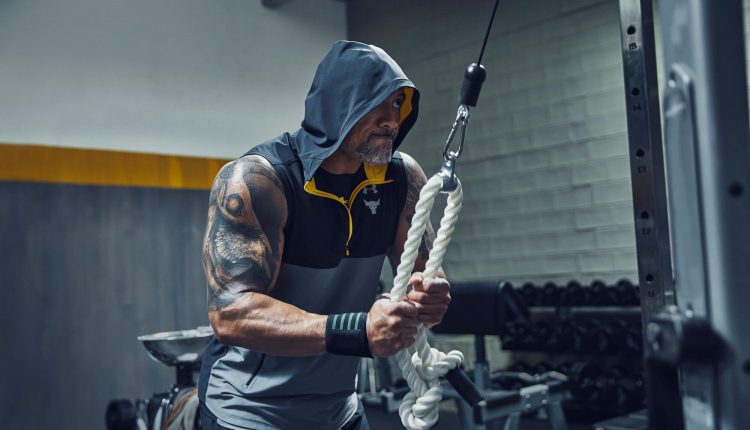 DWAYNE JOHNSON UNDER ARMOUR CHASE GREATNESS COLLECTION (9)