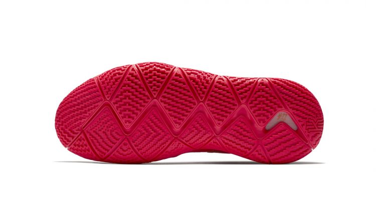 Nike Kyrie 4 ‘Red Carpet’ (5)