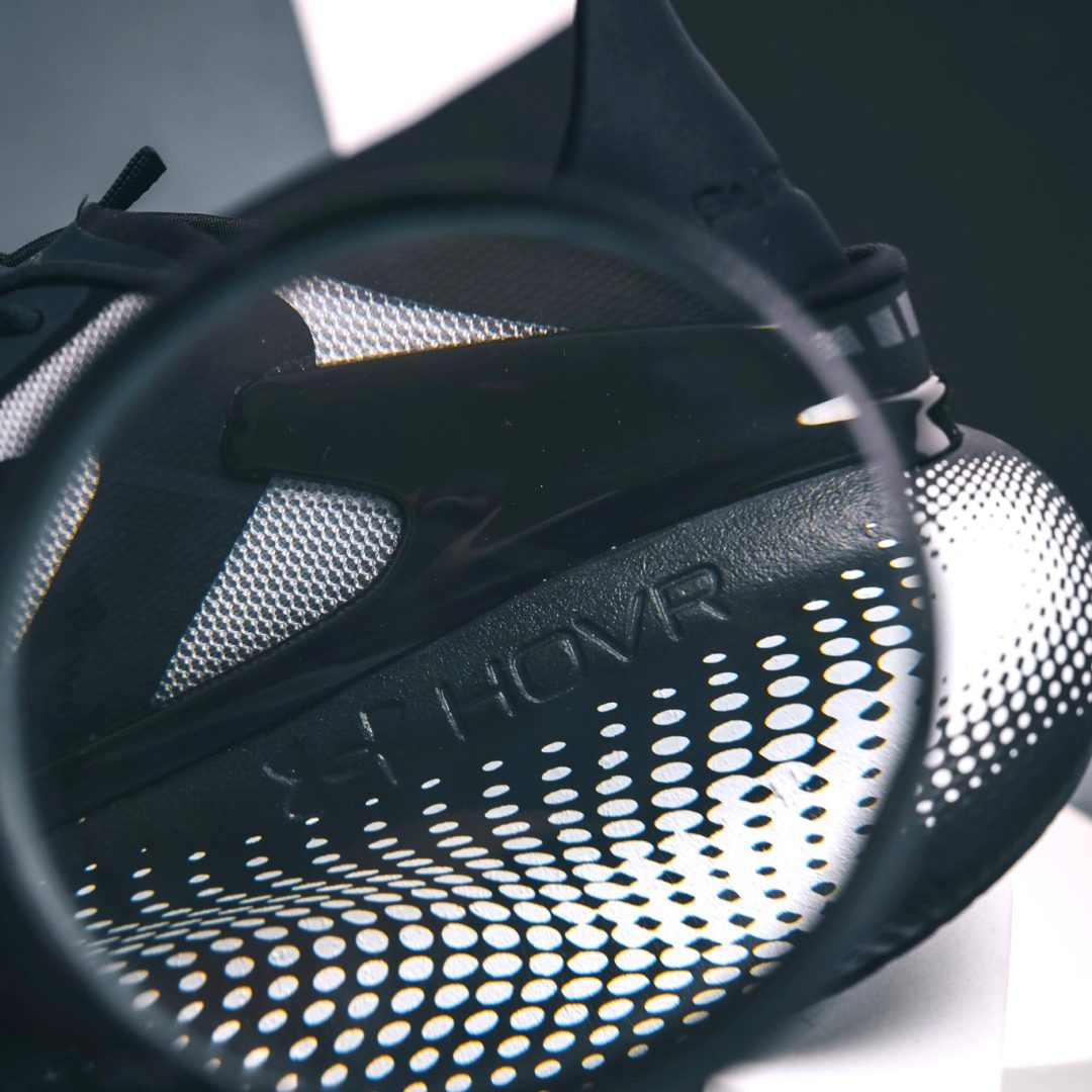 Under Armour Echo feature (115) Under Armour Echo feature (115)