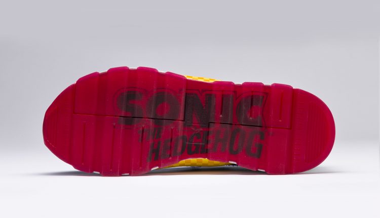 PUMA RS-0 X SONIC 鞋底文字