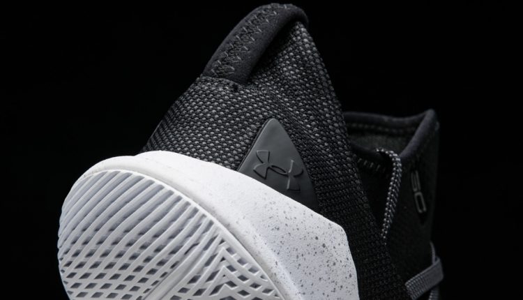 Under-Armour-Curry-5-Black-White (34)