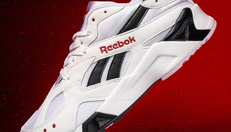 Reebok x Wanna one AZTREK (2)