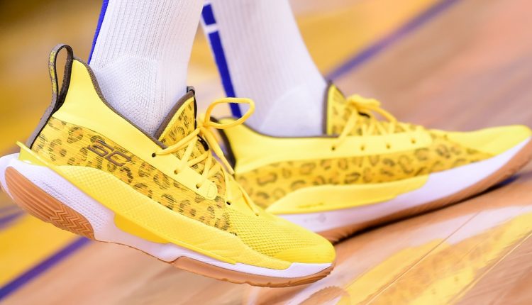 Stephen Curry Under Armour Curry 7 leopard print (1)