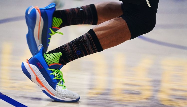 under-armour-curry-7-nerf-super-soaker-official-images (12)