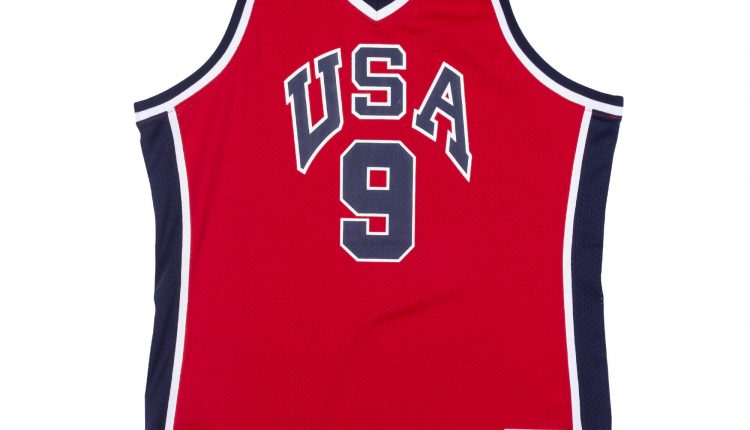 1984-michael-jordan-usa-olympic-jersey (3)
