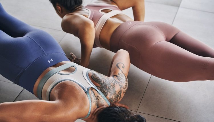 全新研發的「UA Infinity運動內衣」與「UA Meridian緊身褲」，將成為女性運動者在日常訓練中的絕佳夥伴，有效提升運動時的舒適度與效率！