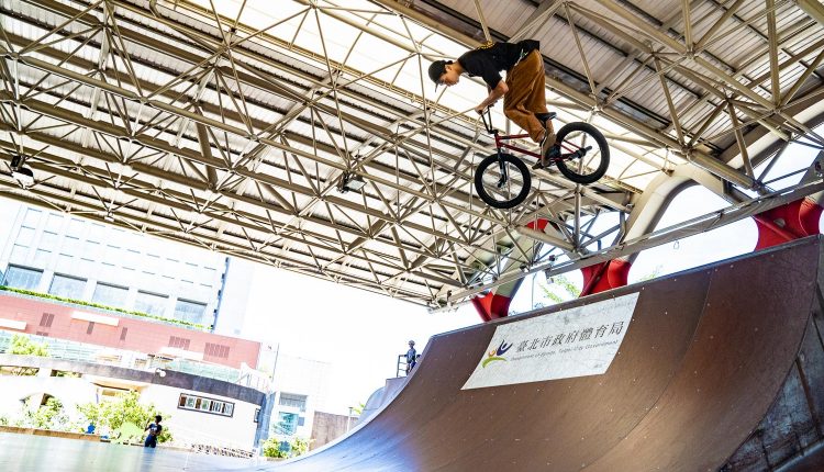 20200806 VANS BMX-13