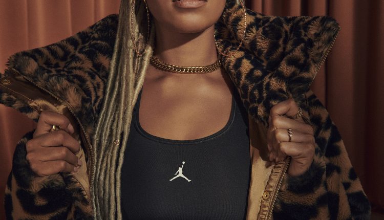 jordan-brand-women-s-court-to-runway-holiday-2020-apparel-collection (8)