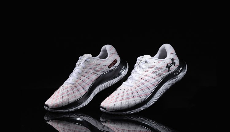 UNDER ARMOUR FLOW VELOCITI WIND-2