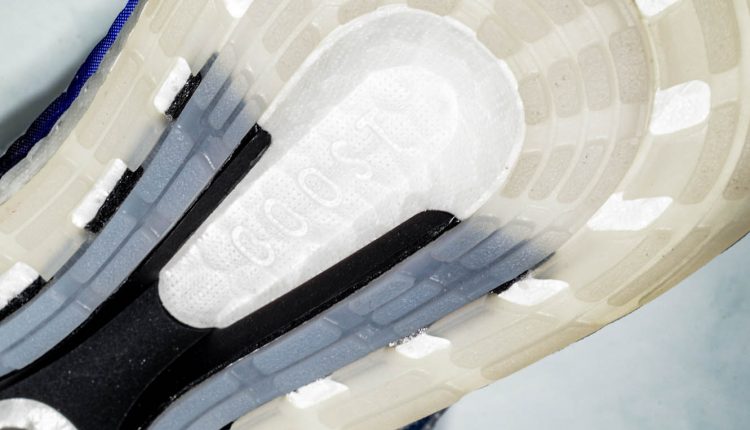 202105-adidas-ultraboost-21-primeblue-sustainable-9001-2