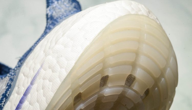 202105-adidas-ultraboost-21-primeblue-sustainable-9029