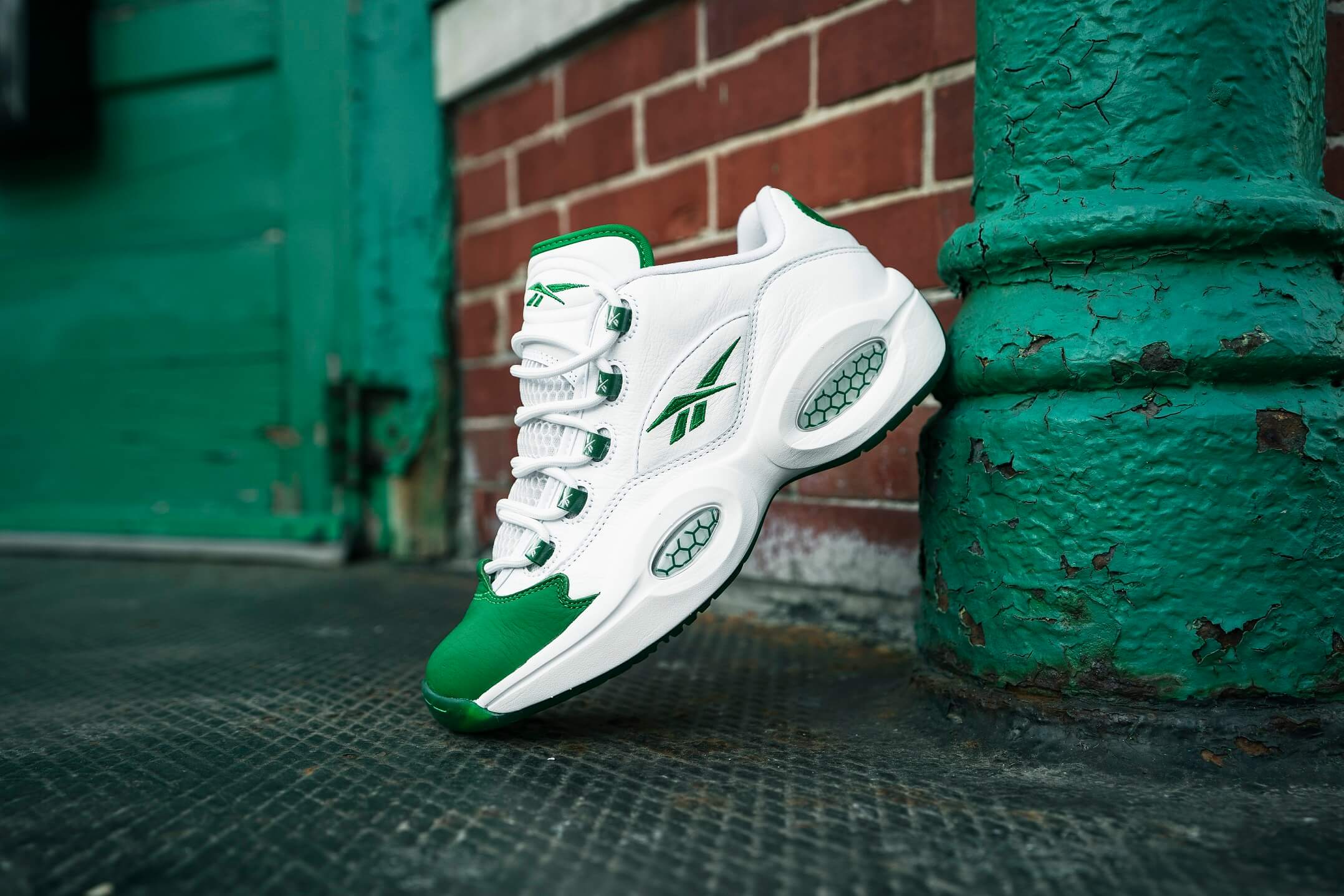 官方新聞/ 5 月14 日起連三波Reebok Question Low、Answer IV 推新色