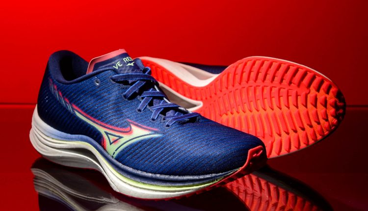 mizuno-wave-rebellion-running-shoes-compare-0043