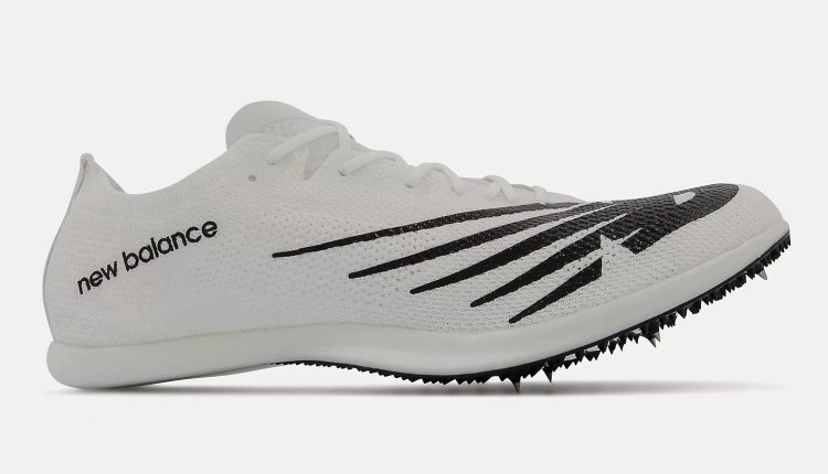 tokyo-olympic-tracks-spike-newbalance fuelcell md-x