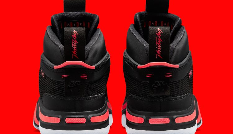 air-jordan-36-black-infrared-CZ2650-001 (7)