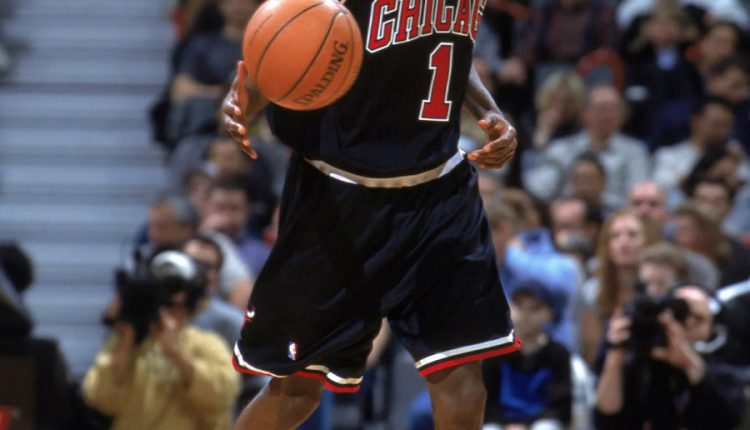 jamal-crawford-bulls-and-1-taichi-nike-gp4-2