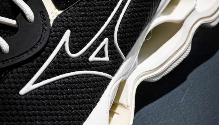 MIZUNO WAVE PROPHECY beta-5